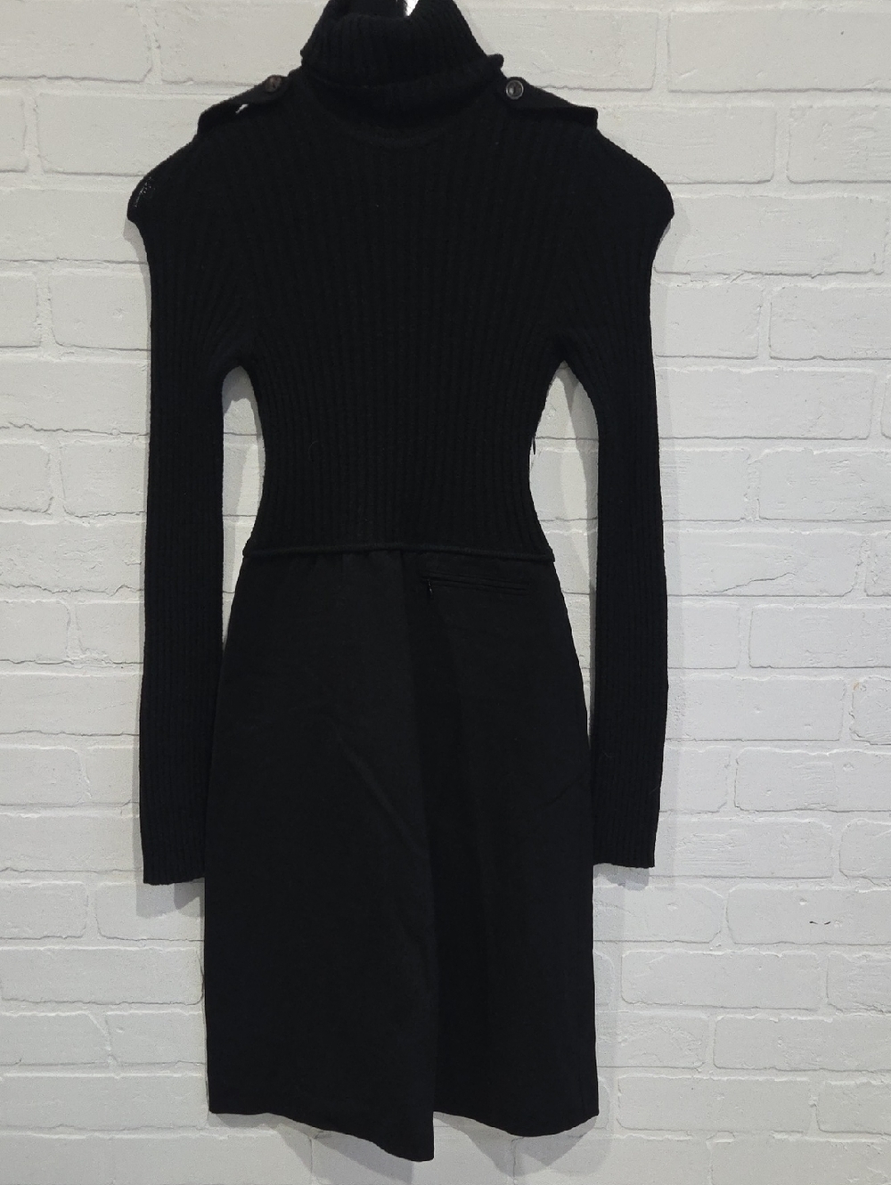 Gucci Vintage 1973 Black Long-Sleeve Turtleneck Dress